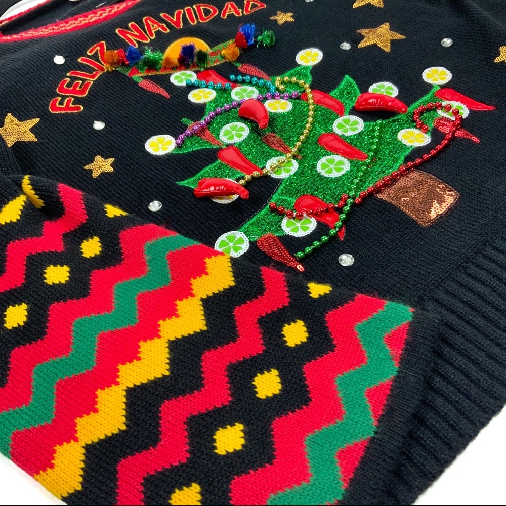 *SOLD* Mexican Christmas Sweater- Feliz Navidad - Picture 5 of 7